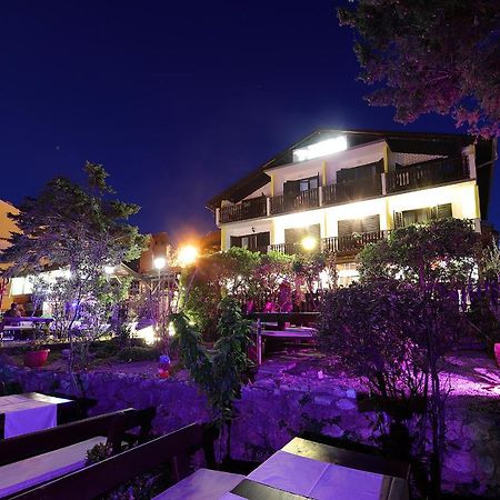 Guest House Zeba & Riviera Šilo Kültér fotó