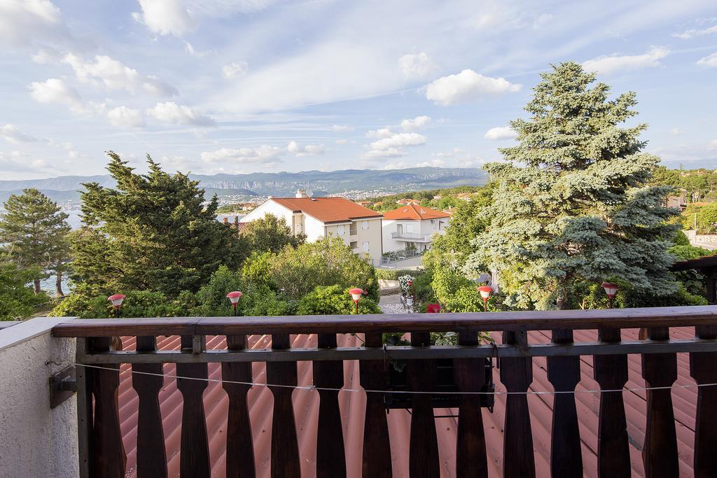 Guest House Zeba & Riviera Šilo Kültér fotó