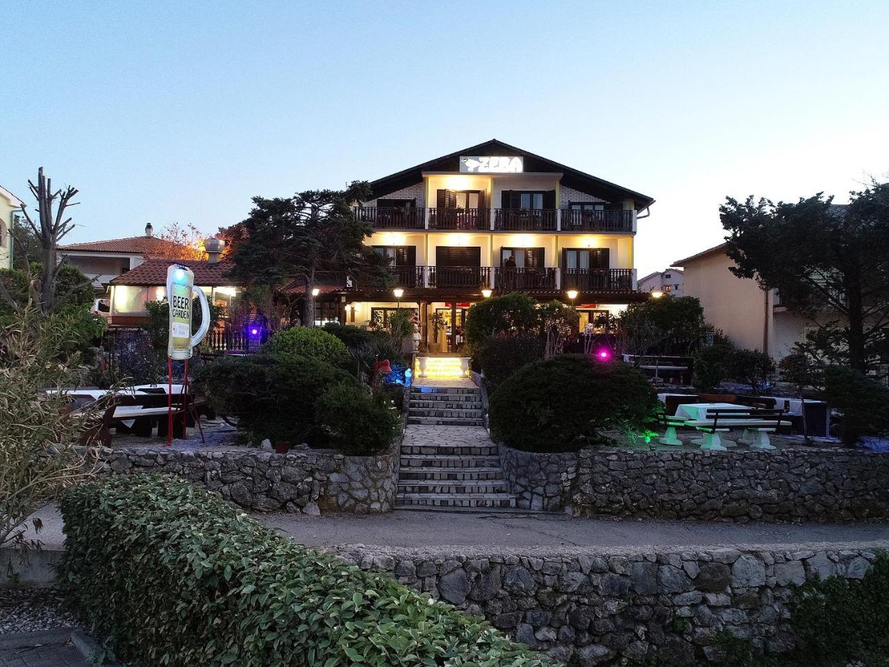 Guest House Zeba & Riviera Šilo Kültér fotó