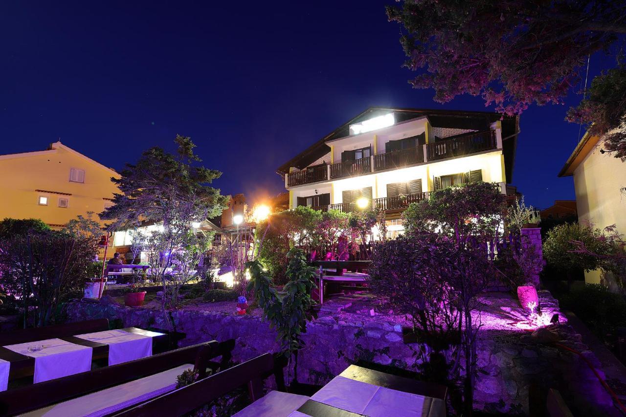 Guest House Zeba & Riviera Šilo Kültér fotó